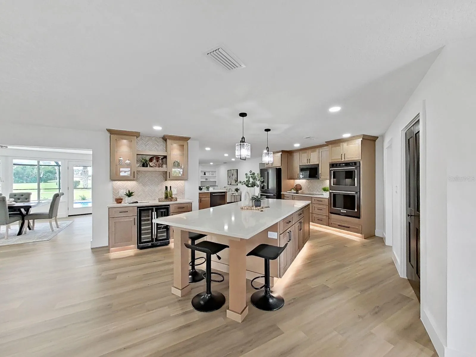 9022 ST ANDREWS DR