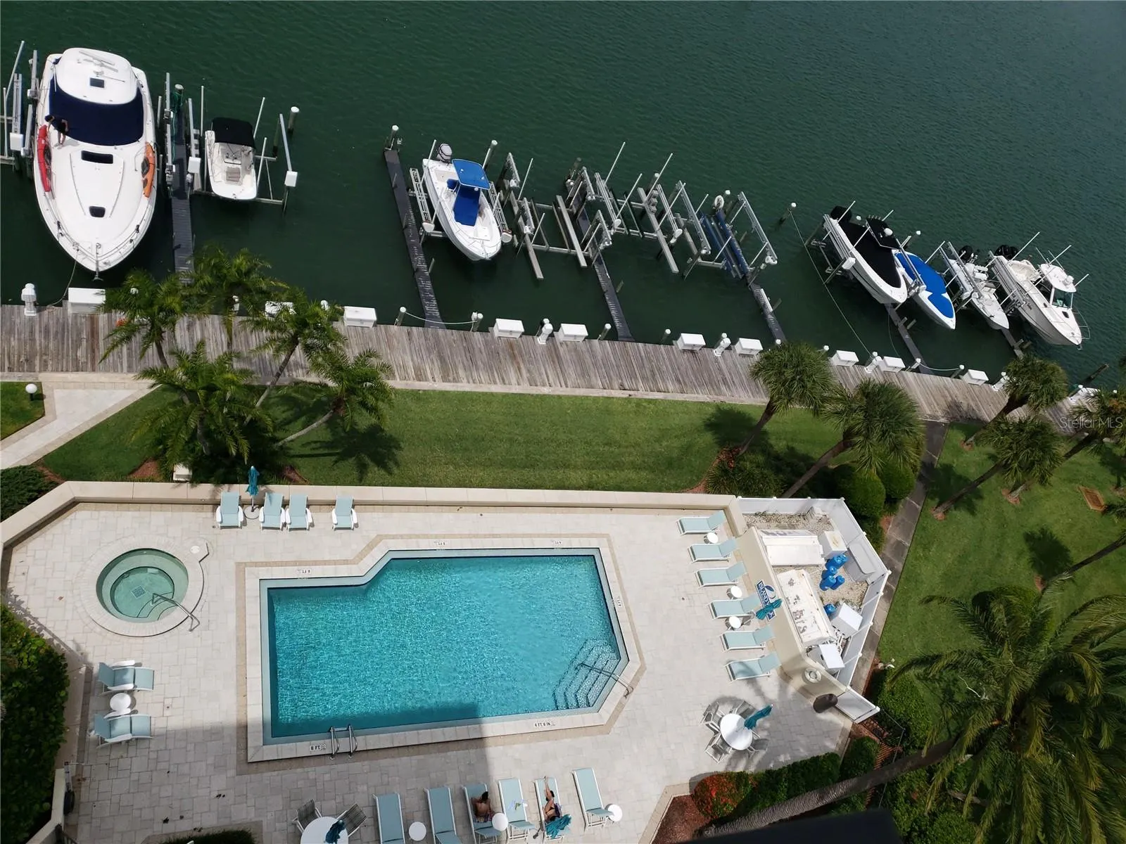 690 ISLAND WAY #708, #708