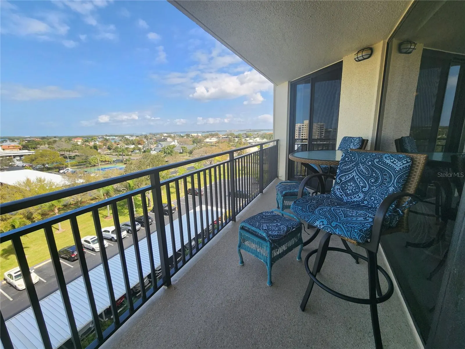 690 ISLAND WAY #708, #708