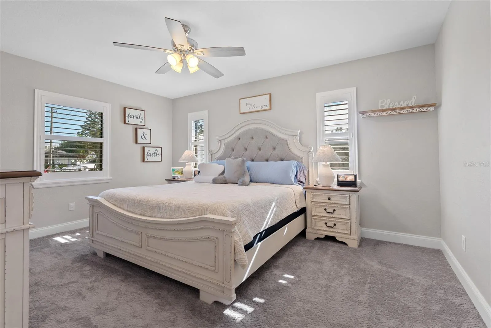 3422 W SHELL POINT RD