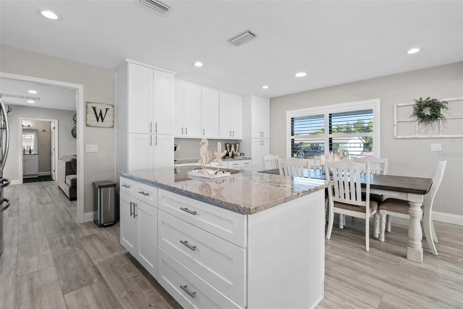 3422 W SHELL POINT RD