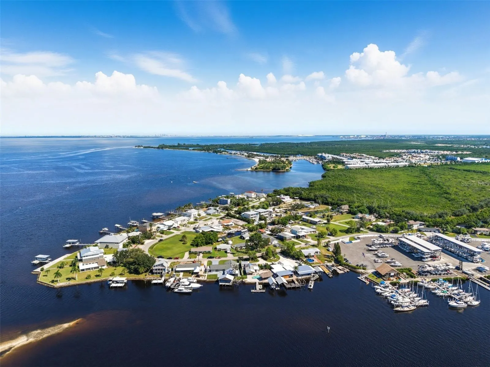 3422 W SHELL POINT RD