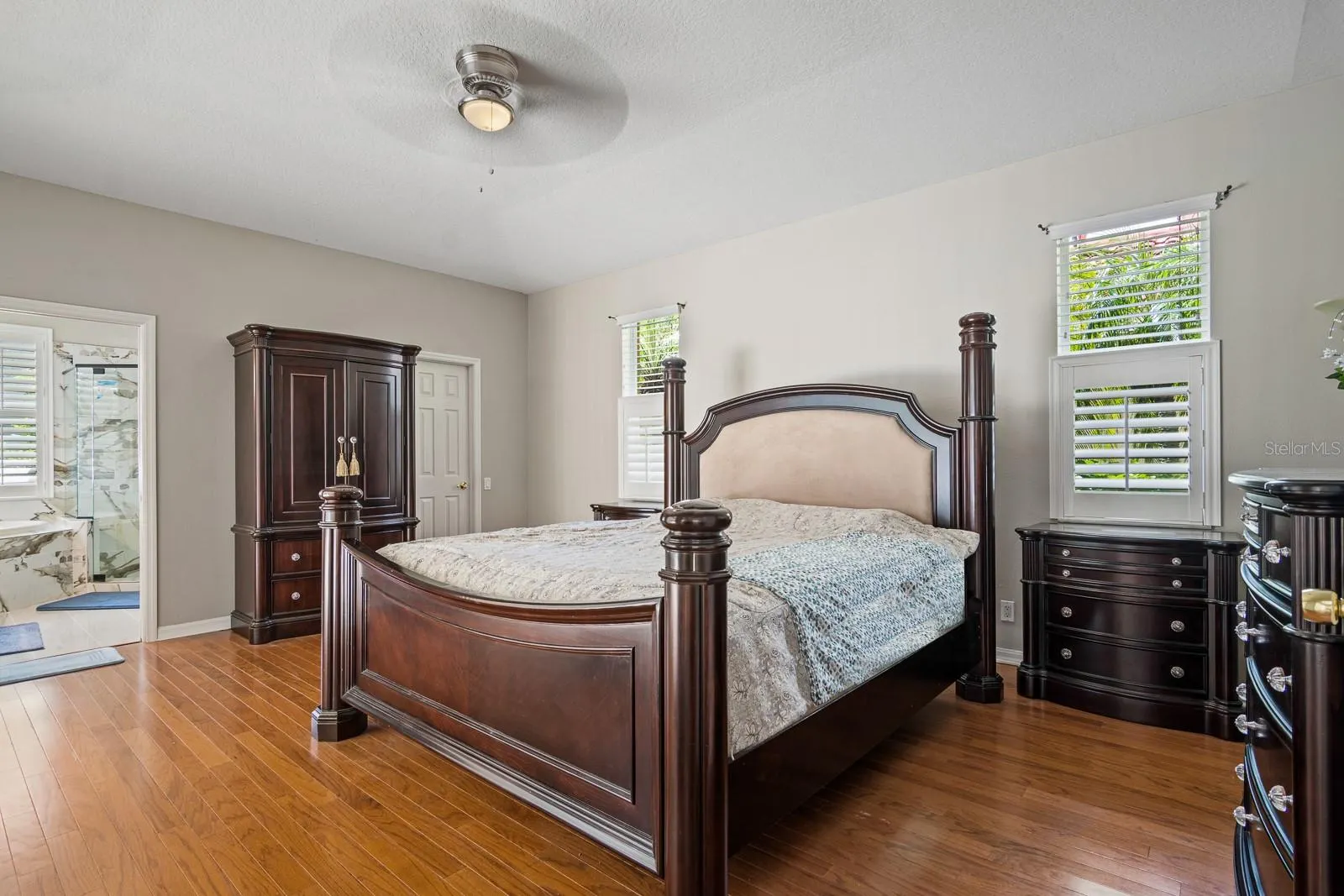 2281 HIGHLAND WOODS DR