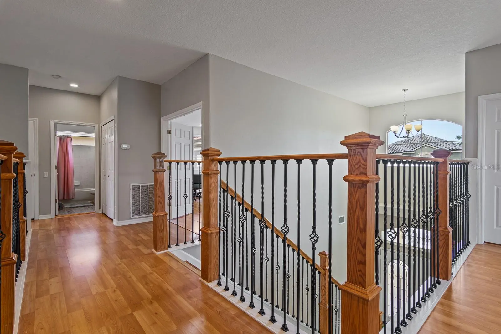 2281 HIGHLAND WOODS DR