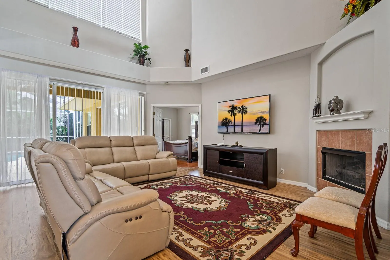 2281 HIGHLAND WOODS DR
