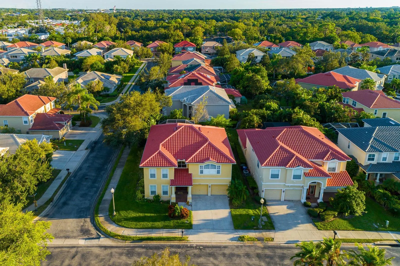 2281 HIGHLAND WOODS DR