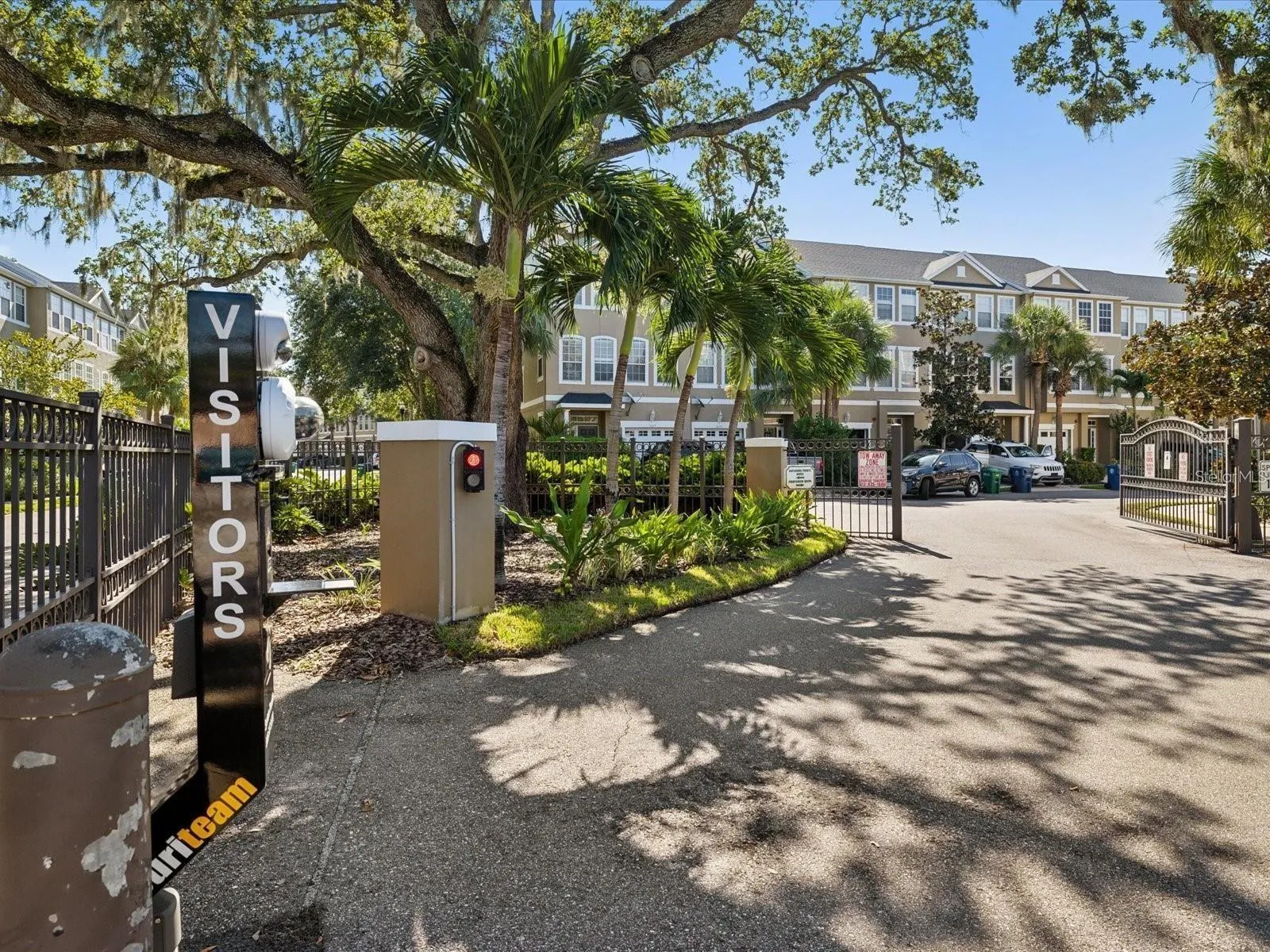 2949 BAYSHORE POINTE DR