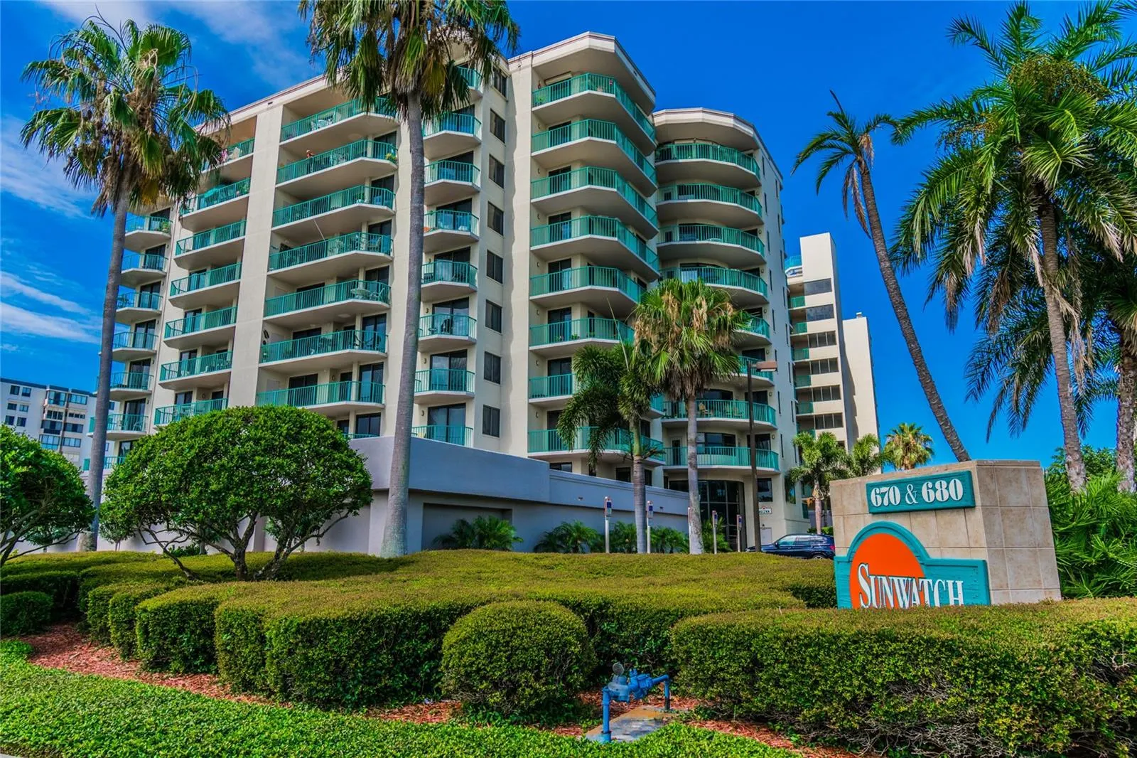 670 ISLAND WAY #604, #604