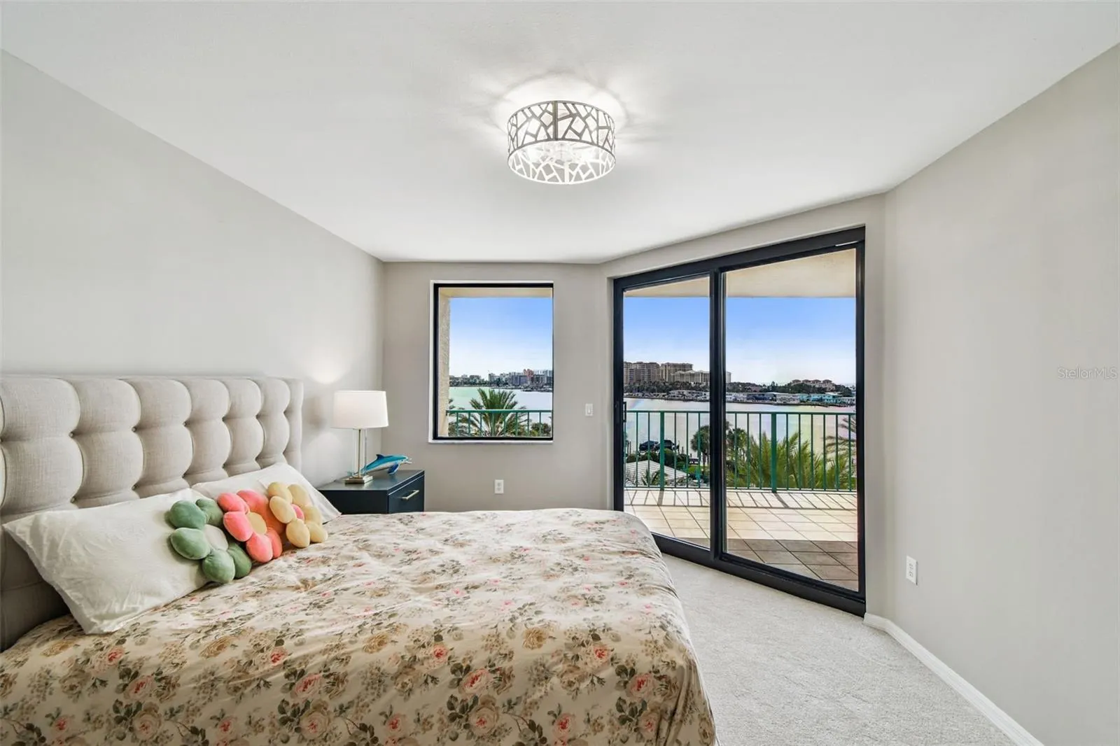 670 ISLAND WAY #604, #604