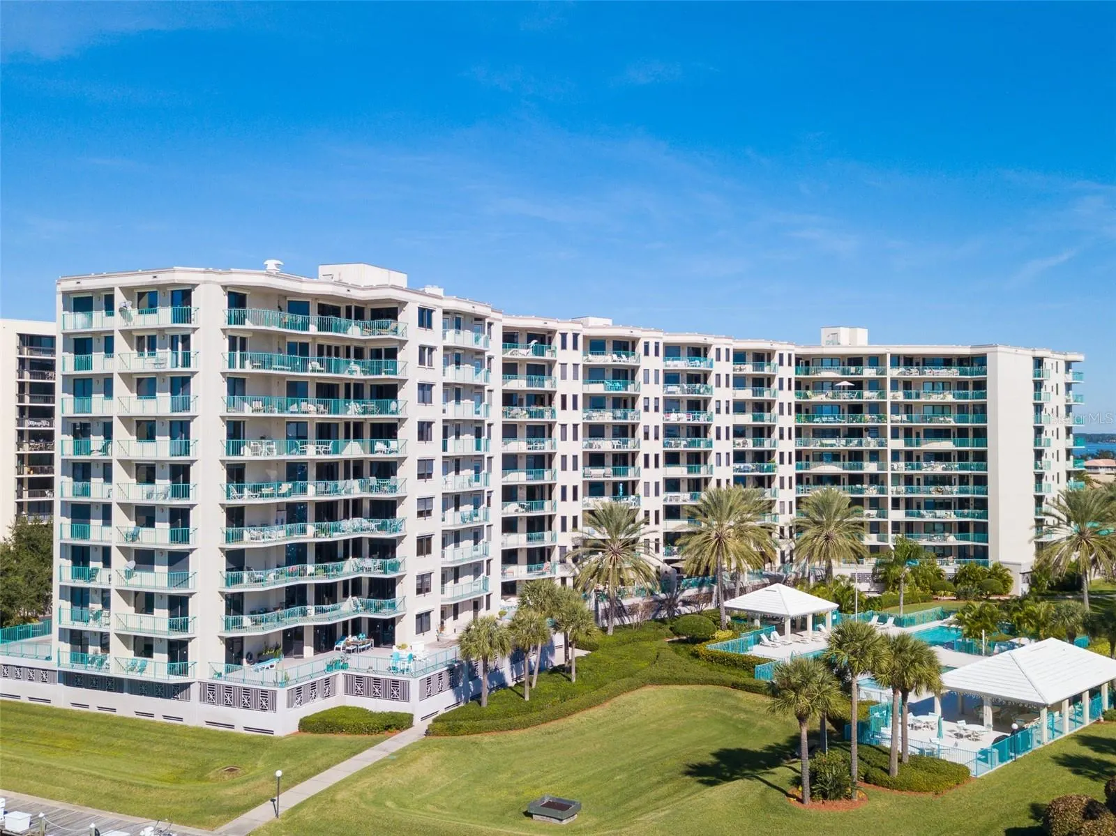 670 ISLAND WAY #604, #604