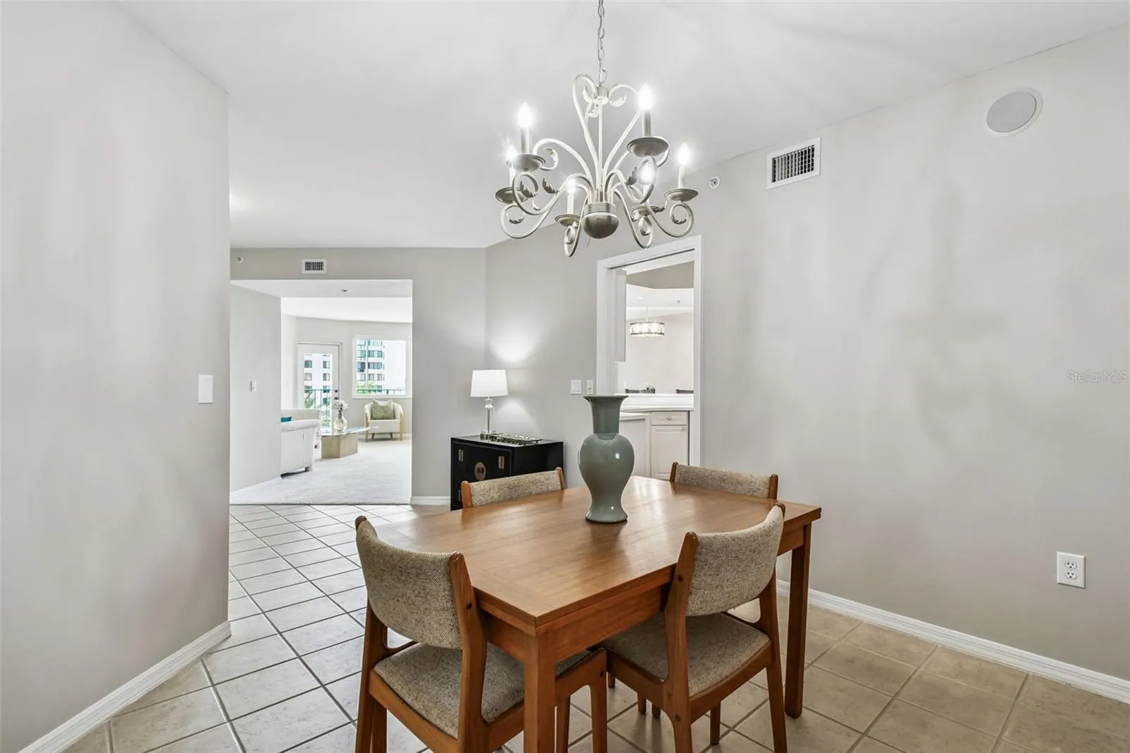 670 ISLAND WAY #604, #604