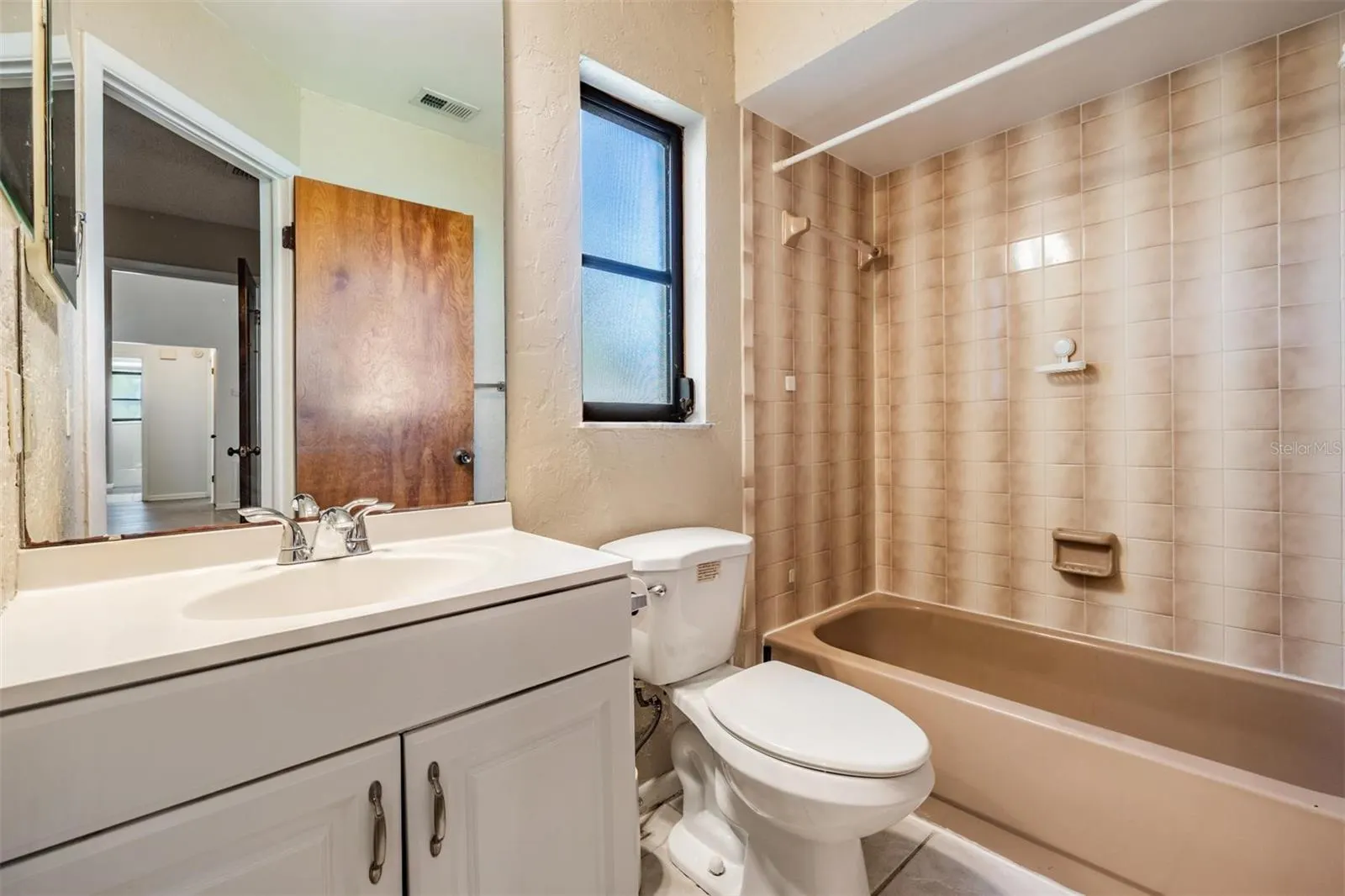 2326 FORREST CREST CIR