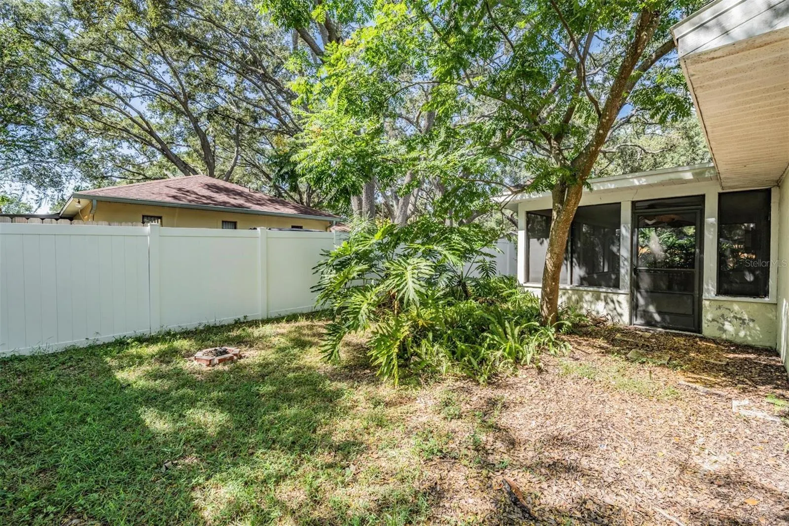 2326 FORREST CREST CIR