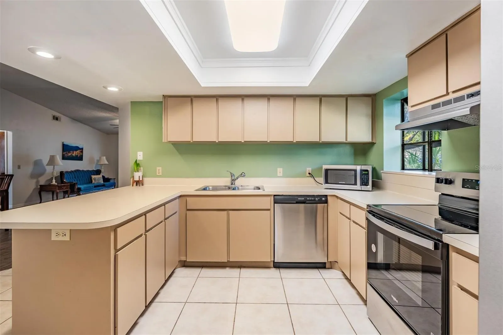 2326 FORREST CREST CIR