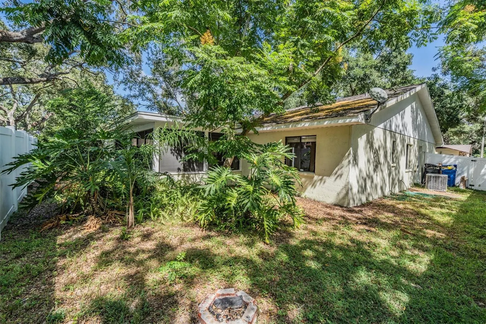 2326 FORREST CREST CIR