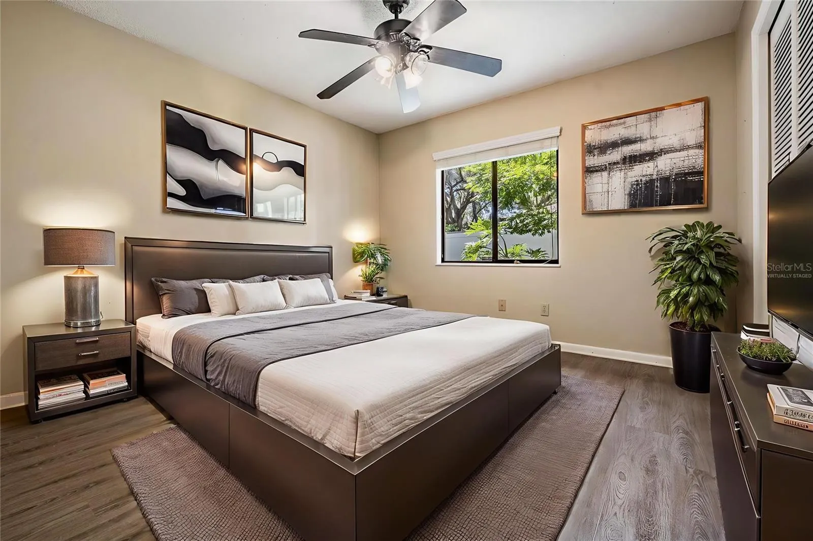2326 FORREST CREST CIR