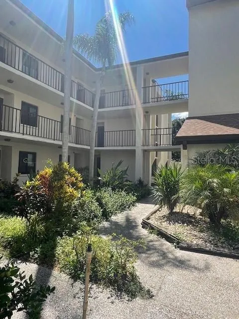 2209 BELLEAIR RD #C4, #C4