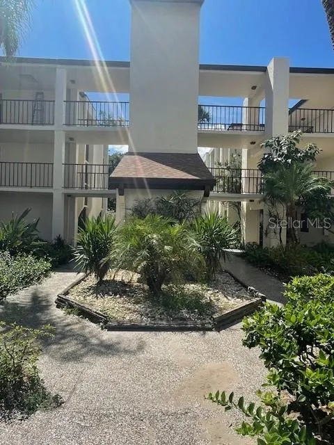 2209 BELLEAIR RD #C4, #C4