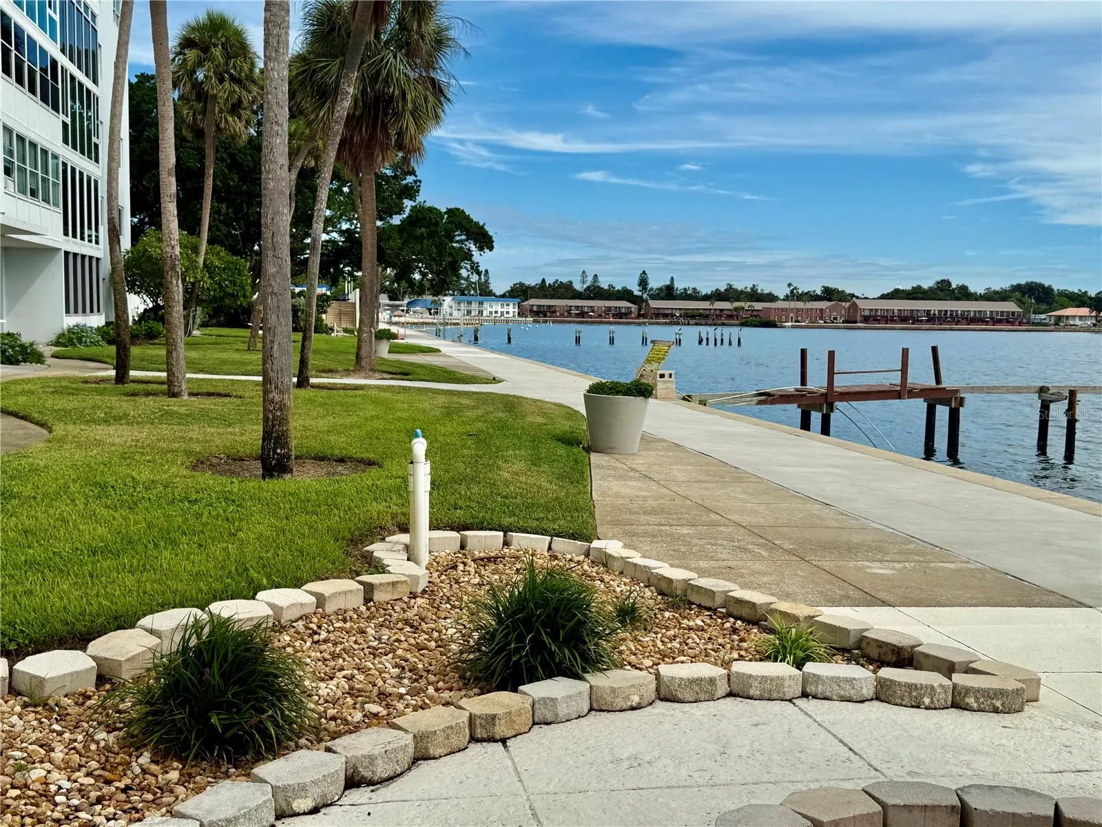 7200 SUNSHINE SKYWAY LN S #10C, #10C