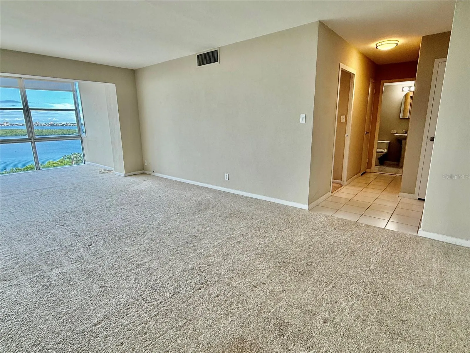 7200 SUNSHINE SKYWAY LN S #10C, #10C