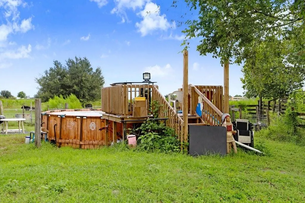 56 MEADOW WAY