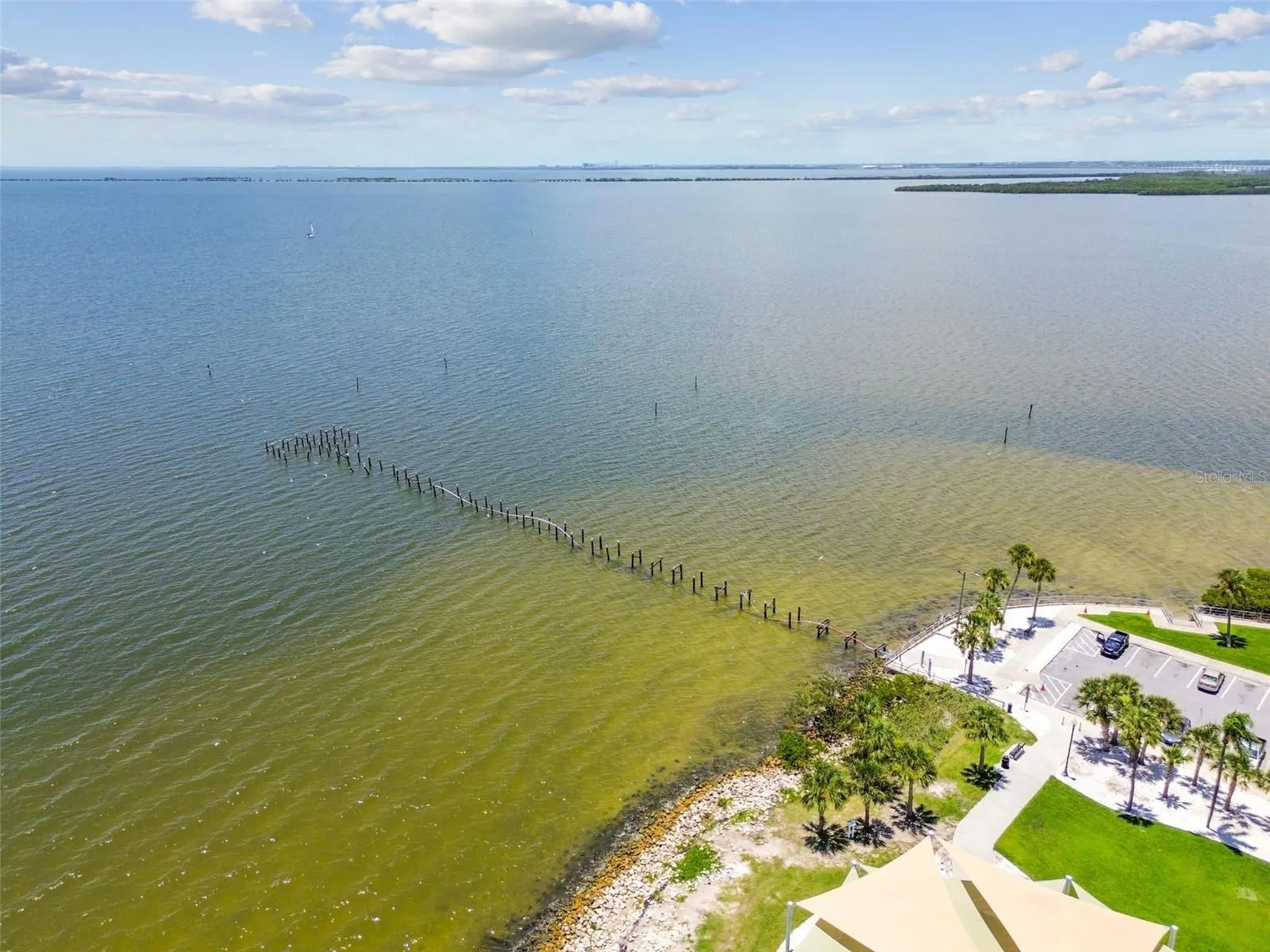 34 HARBOR OAKS CIR