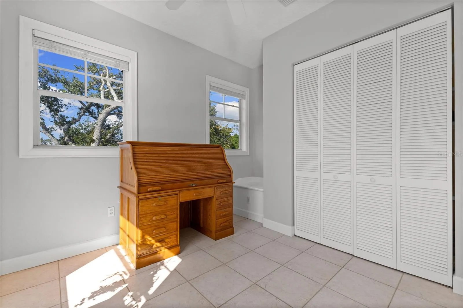 450 BAYSHORE DR