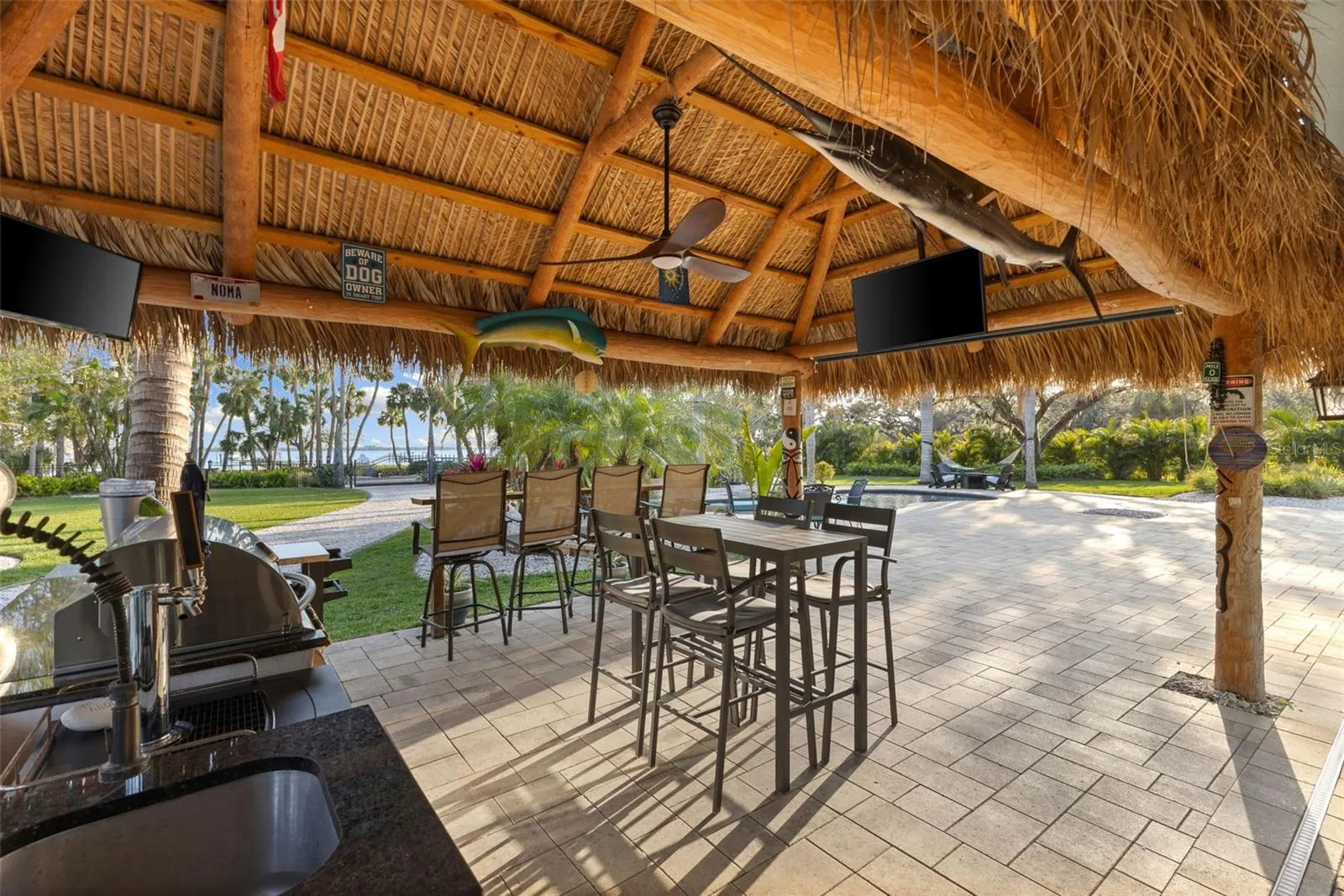 450 BAYSHORE DR