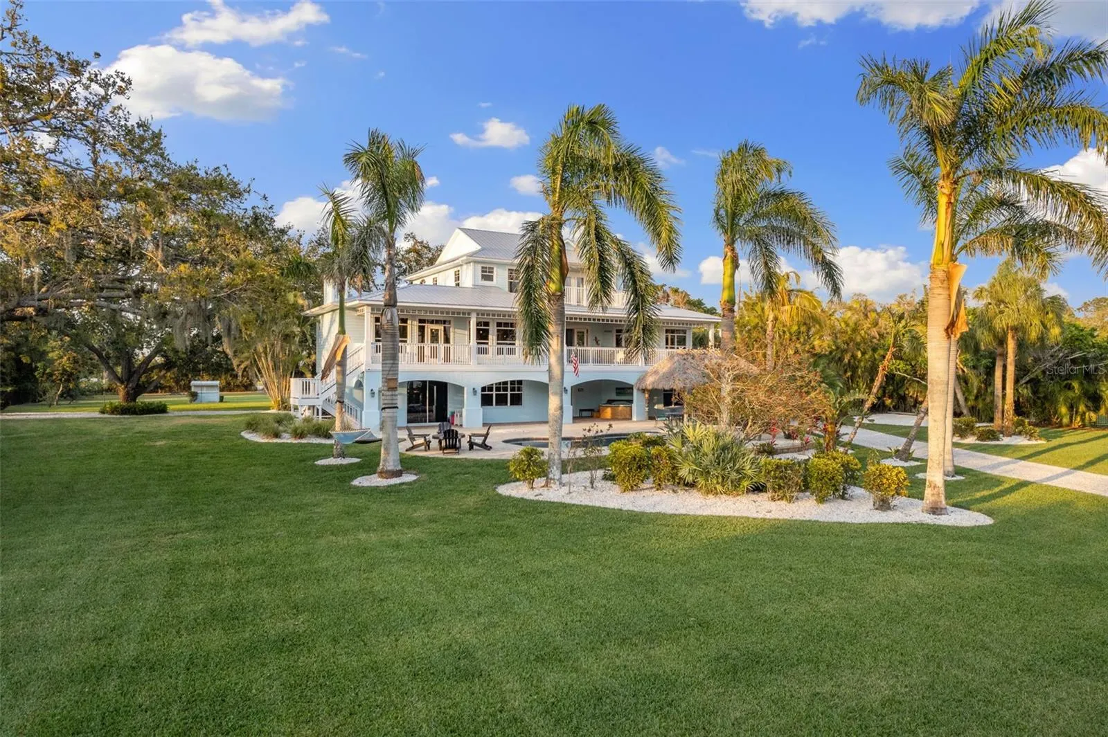 450 BAYSHORE DR