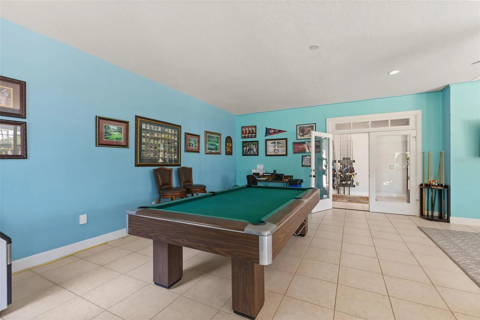 450 BAYSHORE DR