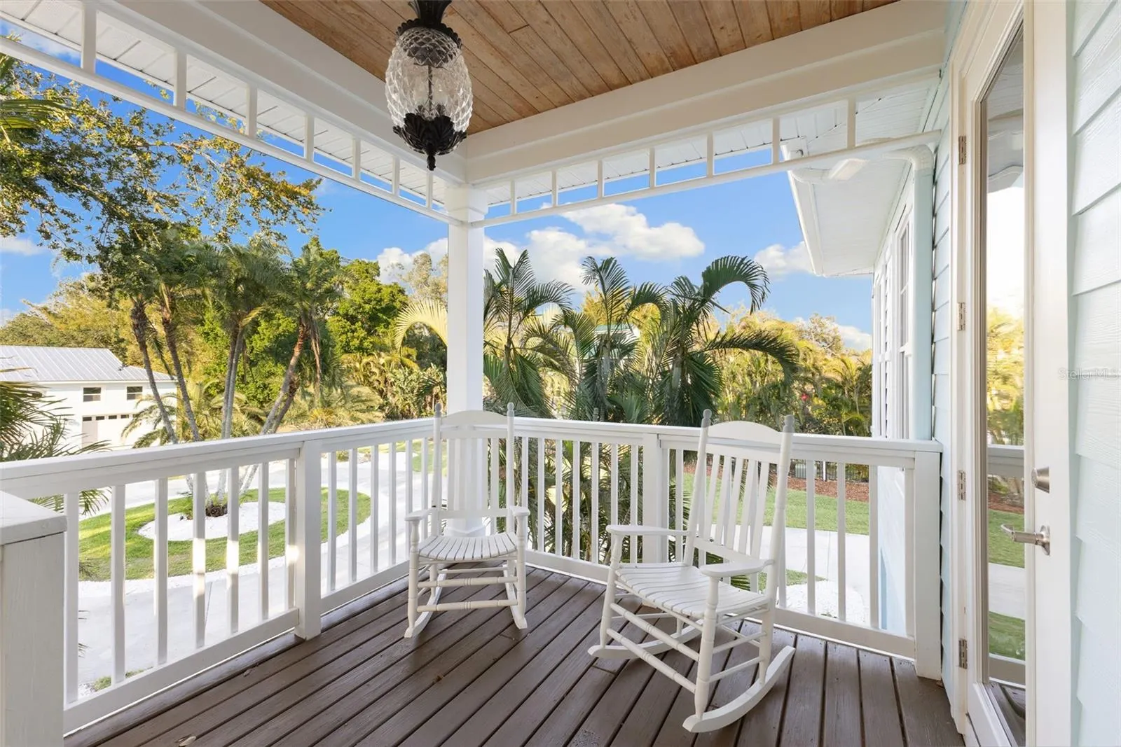 450 BAYSHORE DR