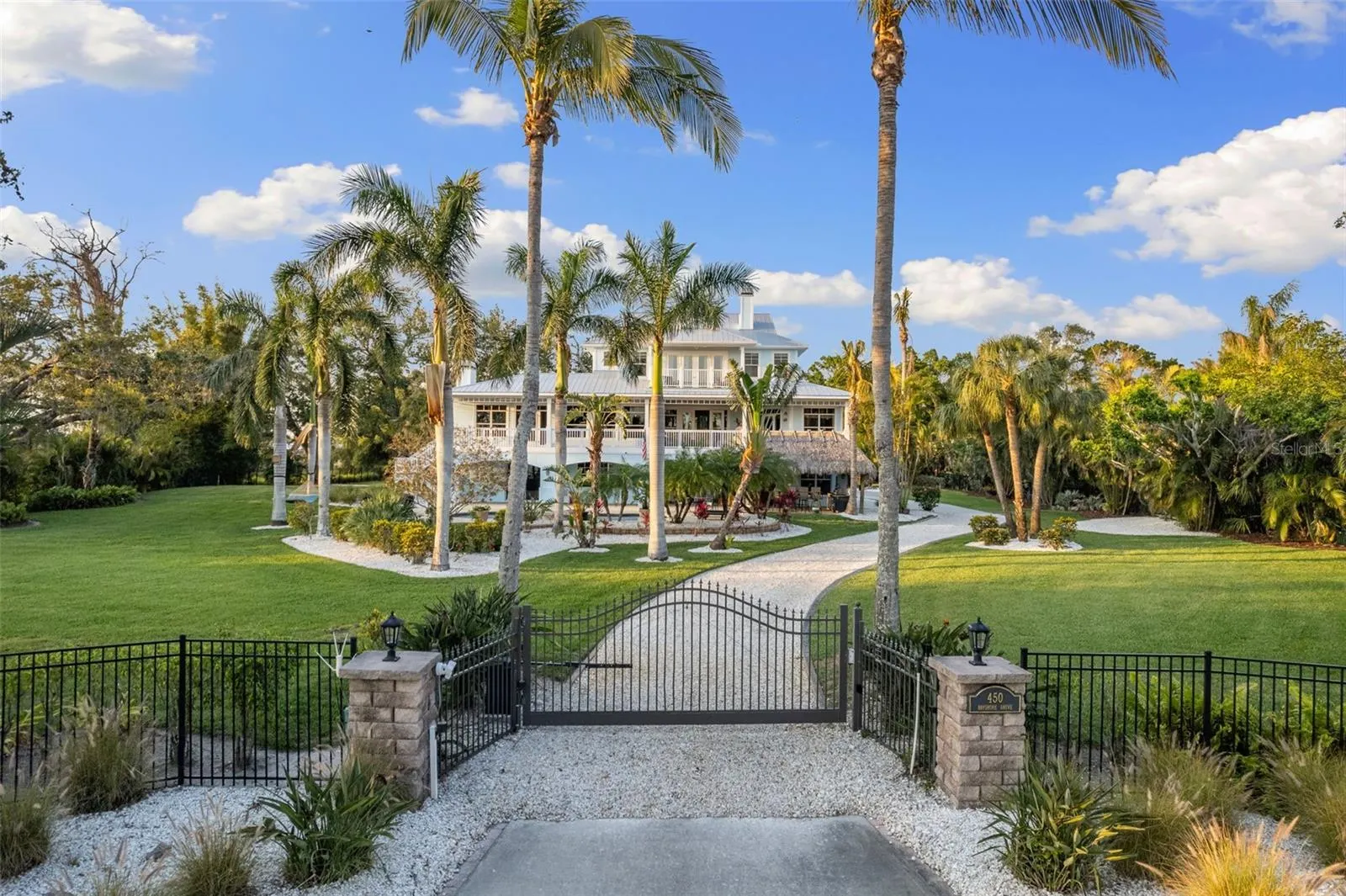 450 BAYSHORE DR
