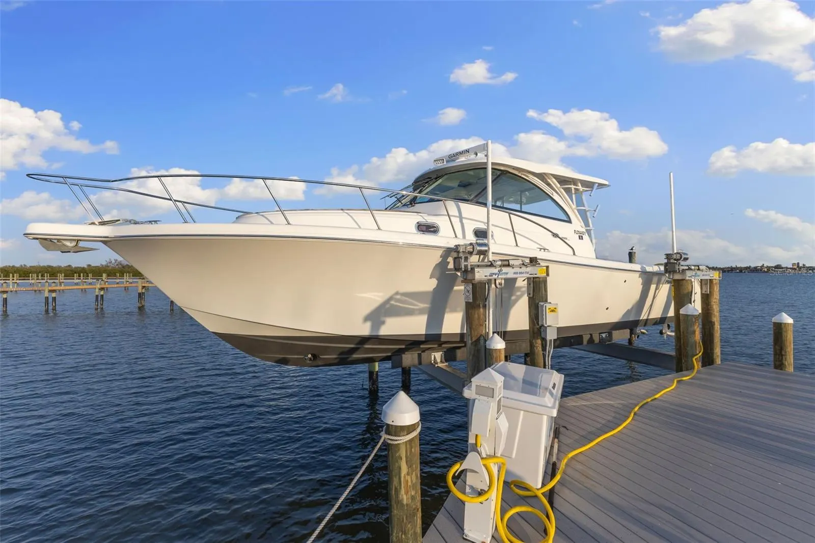 450 BAYSHORE DR