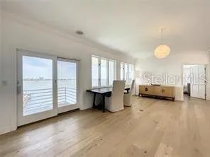 1100 N OSCEOLA AVE
