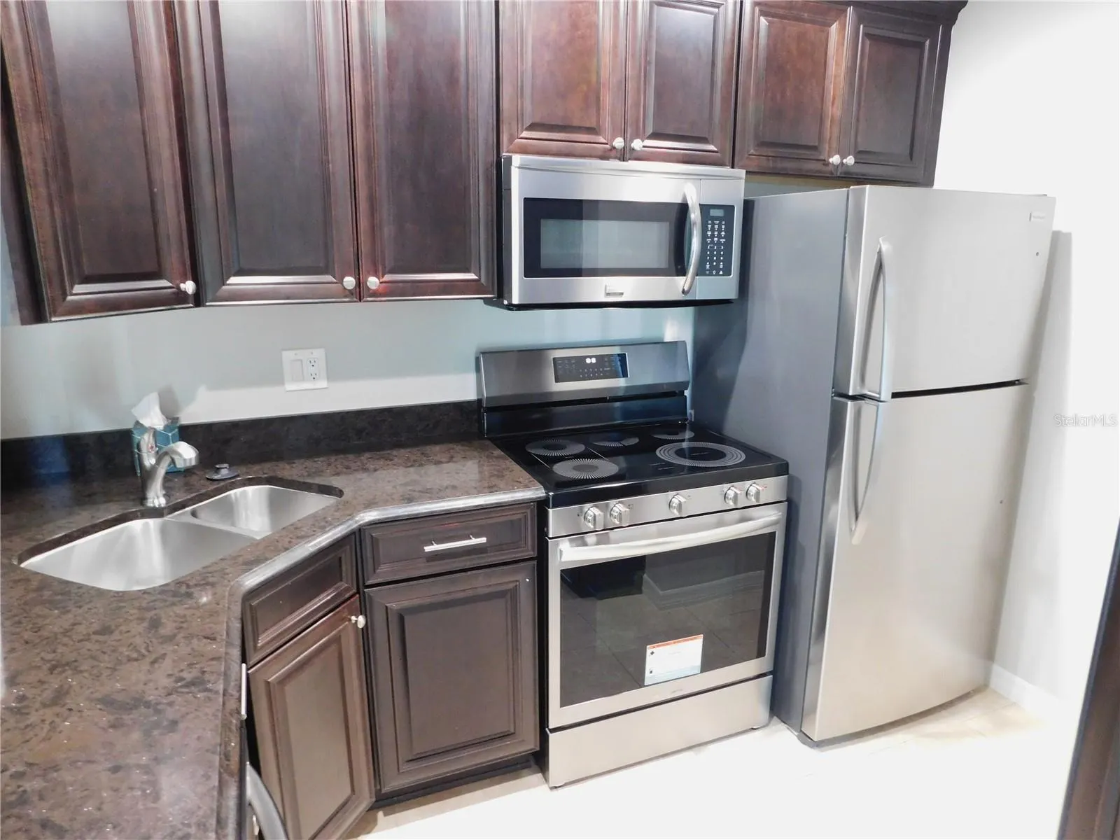 1308 PINE RIDGE CIR E #H3, #H3