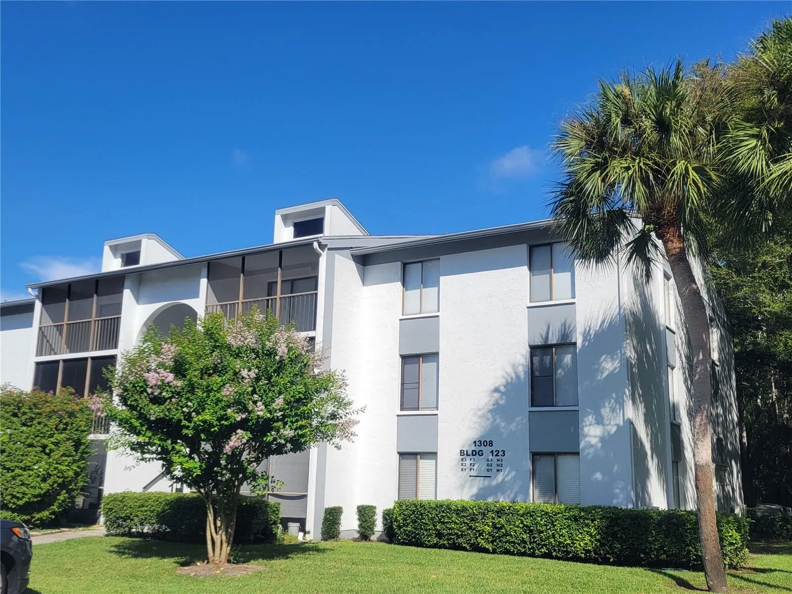 1308 PINE RIDGE CIR E #H3, #H3