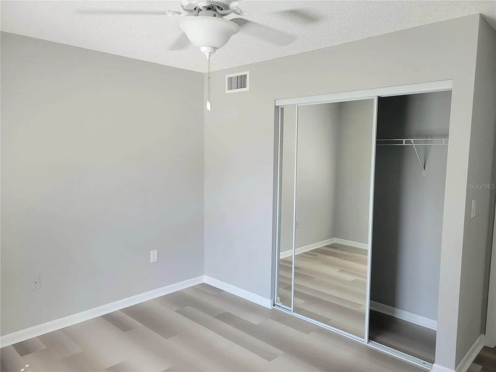 1308 PINE RIDGE CIR E #H3, #H3