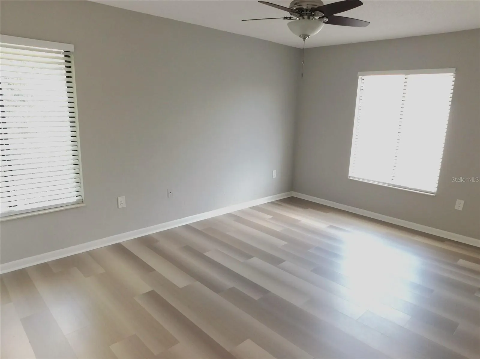 1308 PINE RIDGE CIR E #H3, #H3