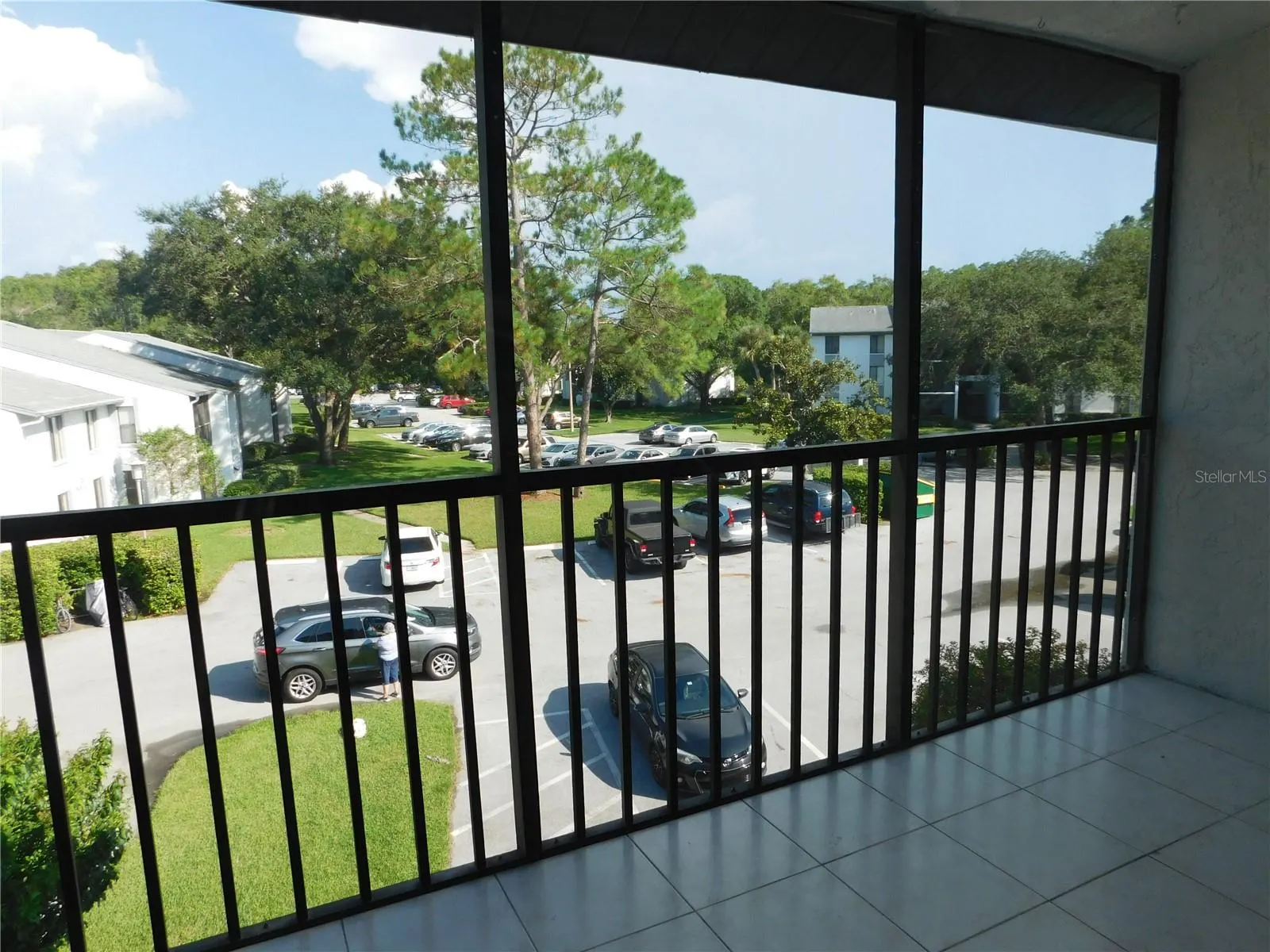 1308 PINE RIDGE CIR E #H3, #H3