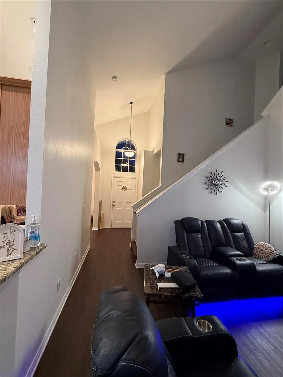 10913 OBSERVATORY WAY