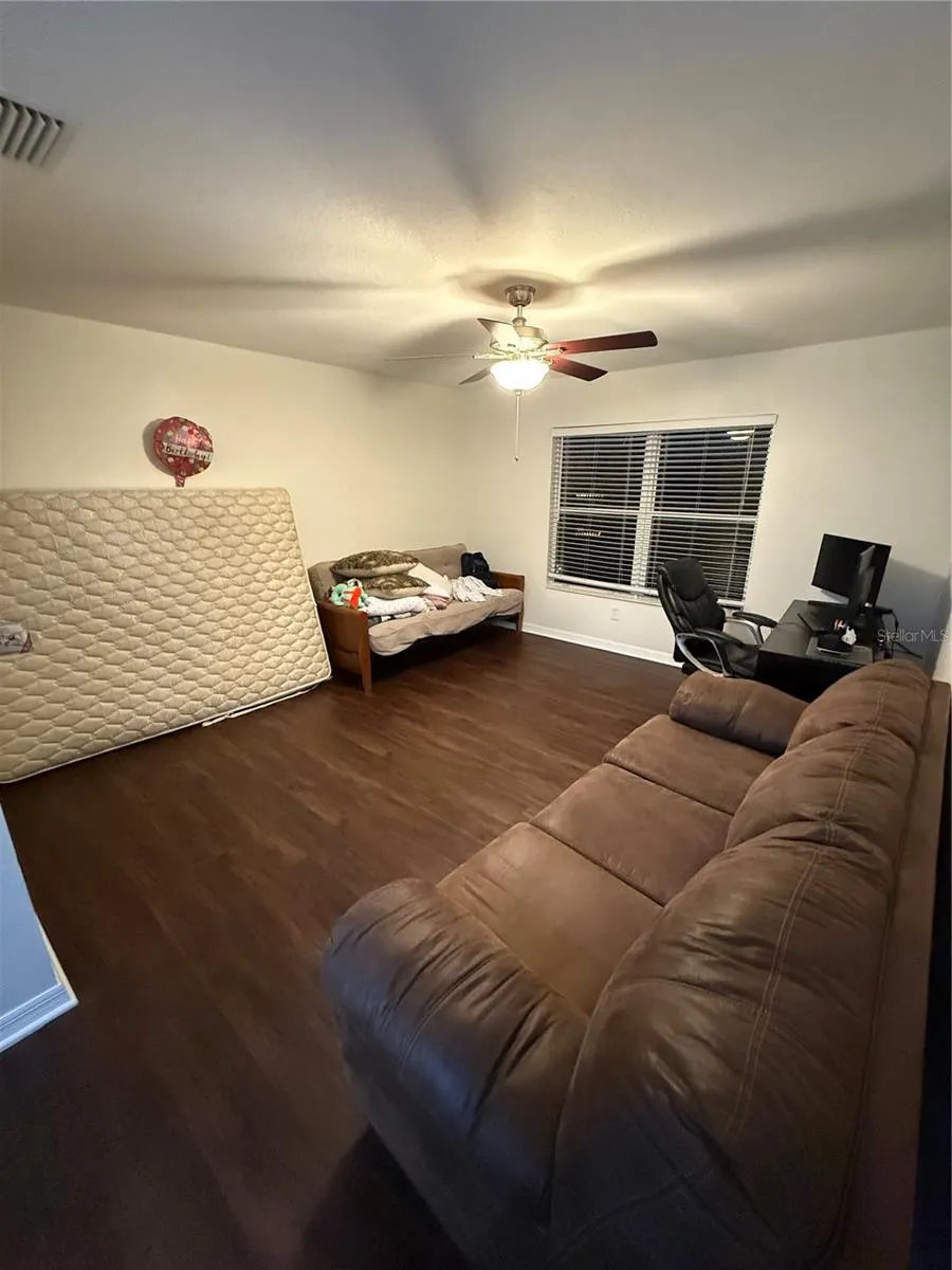 10913 OBSERVATORY WAY