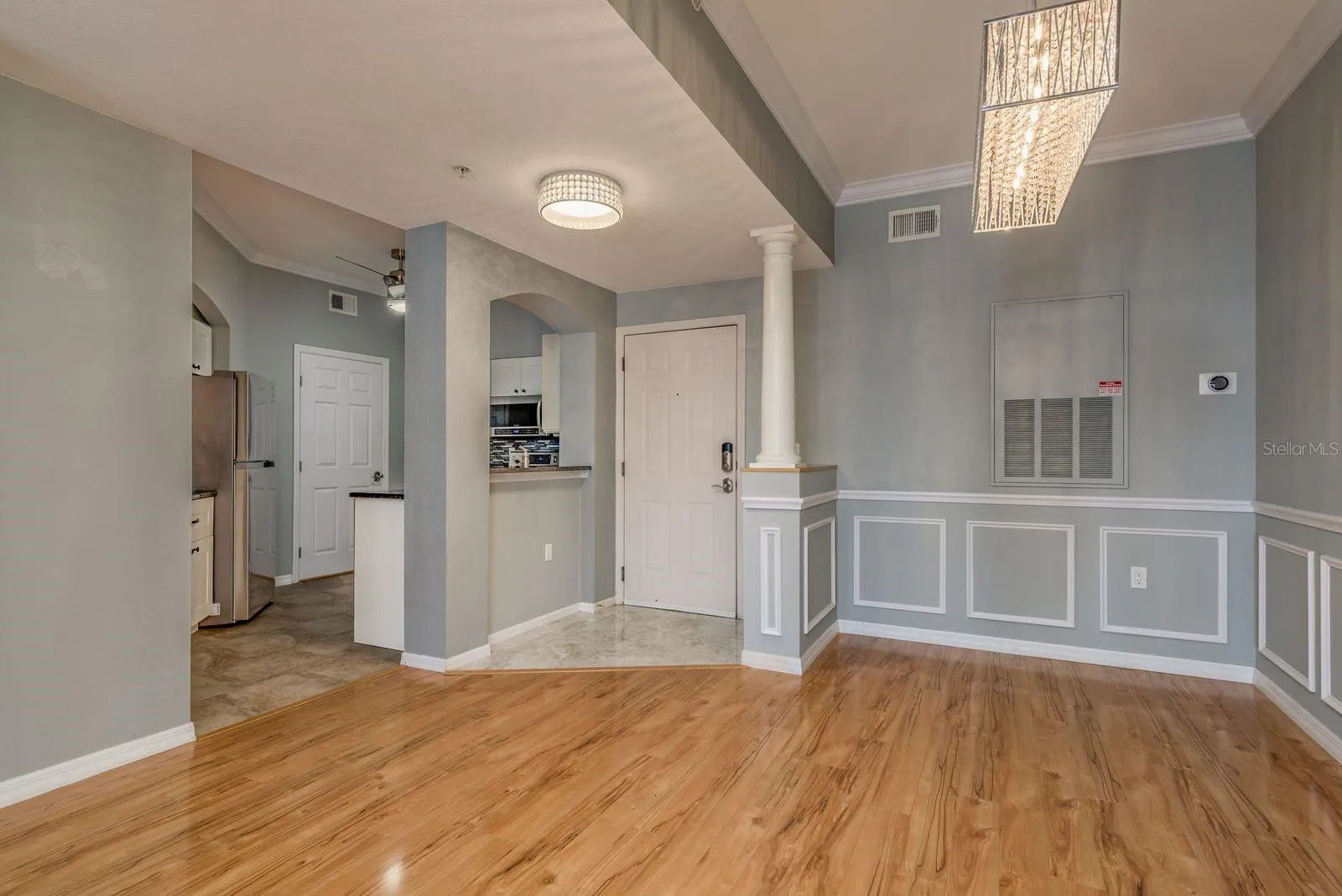 200 4TH AVE S #231, #231