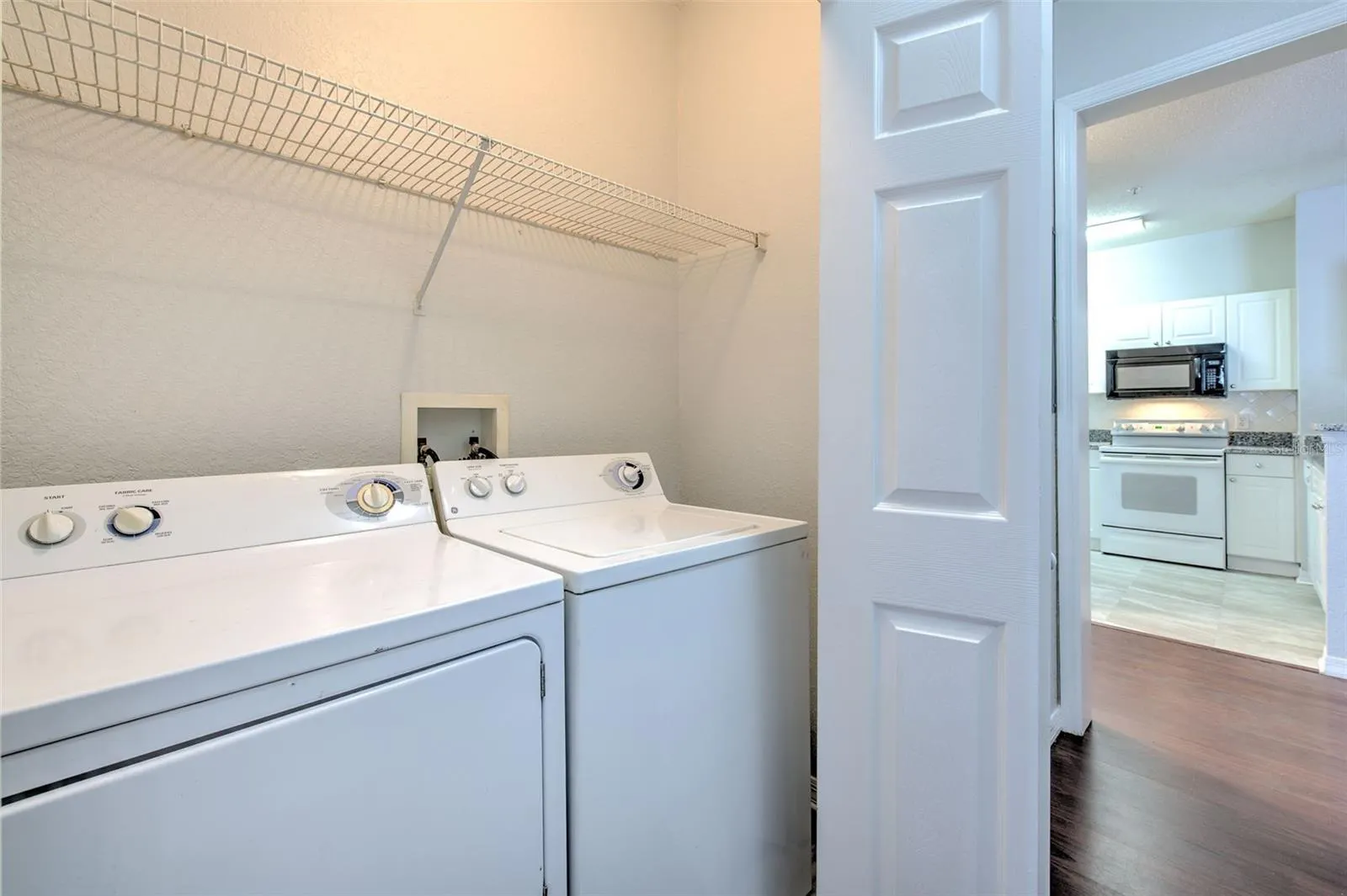 18001 RICHMOND PLACE DR #123, #123