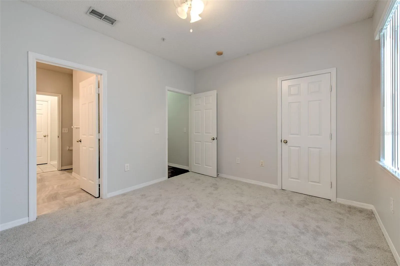 18001 RICHMOND PLACE DR #123, #123