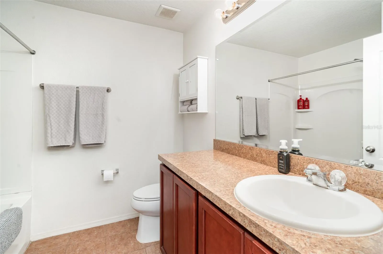 221 STAR SHELL DR