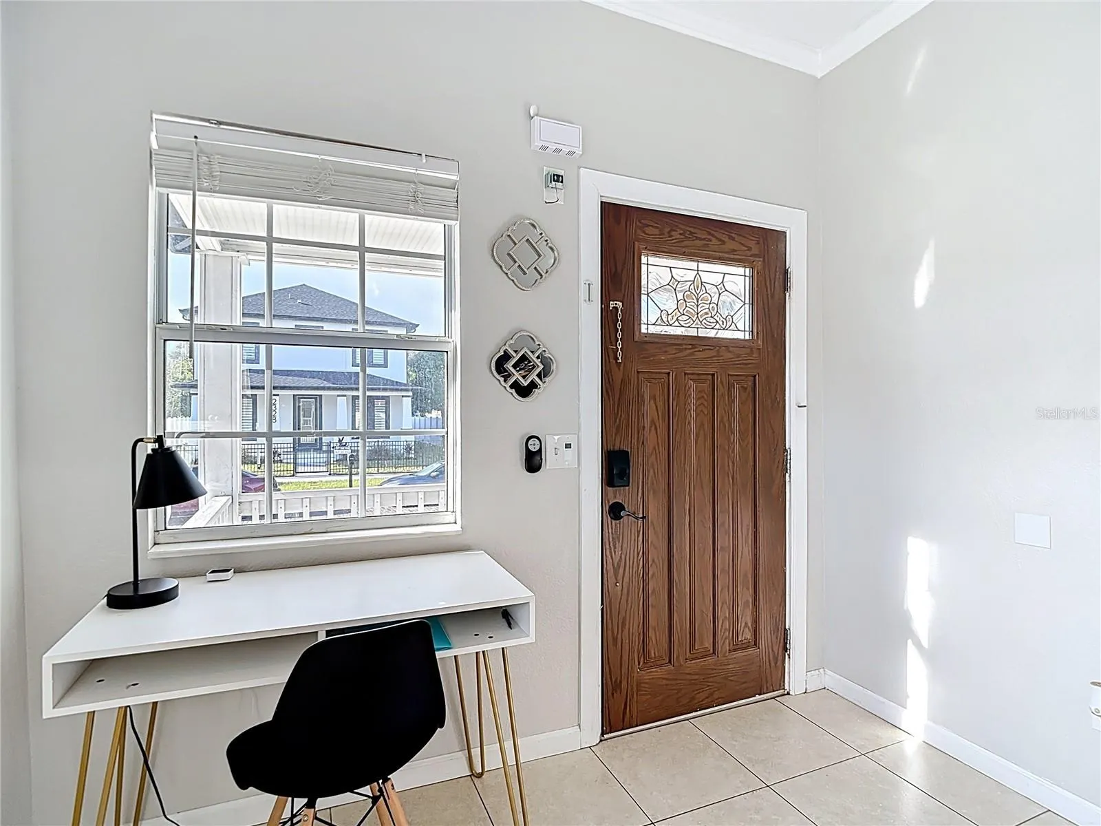 2329 W LA SALLE ST