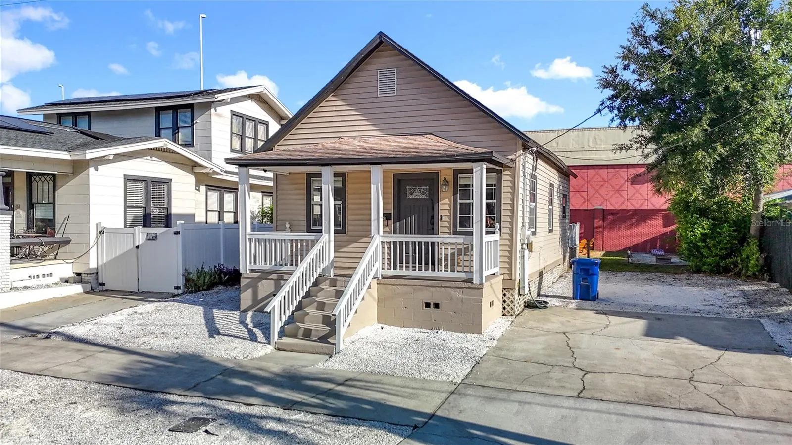 2329 W LA SALLE ST