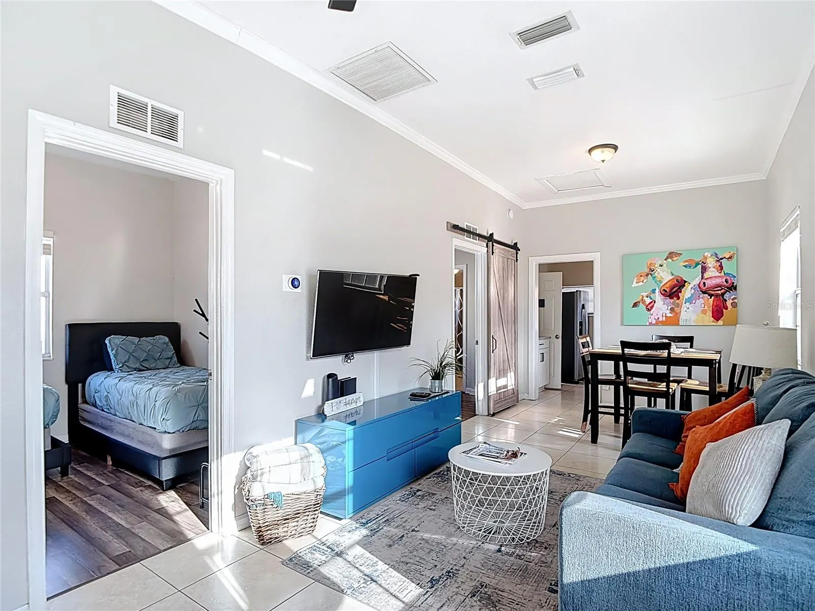 2329 W LA SALLE ST