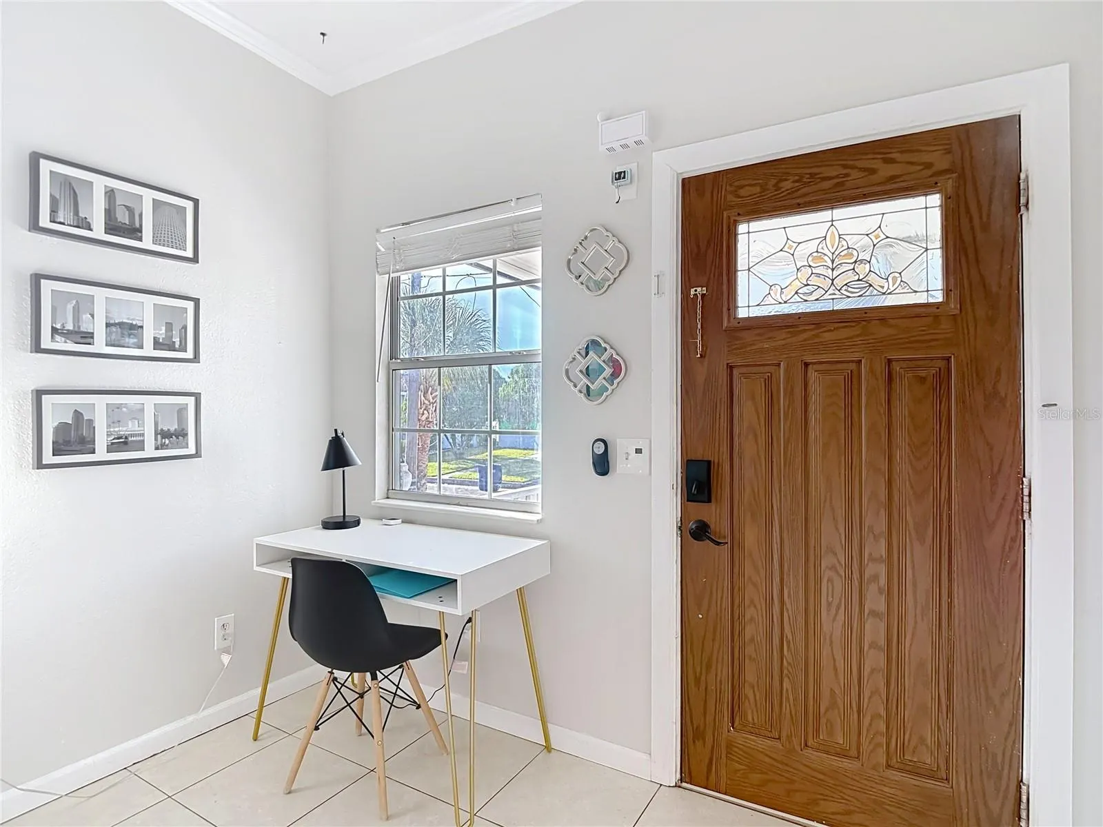 2329 W LA SALLE ST