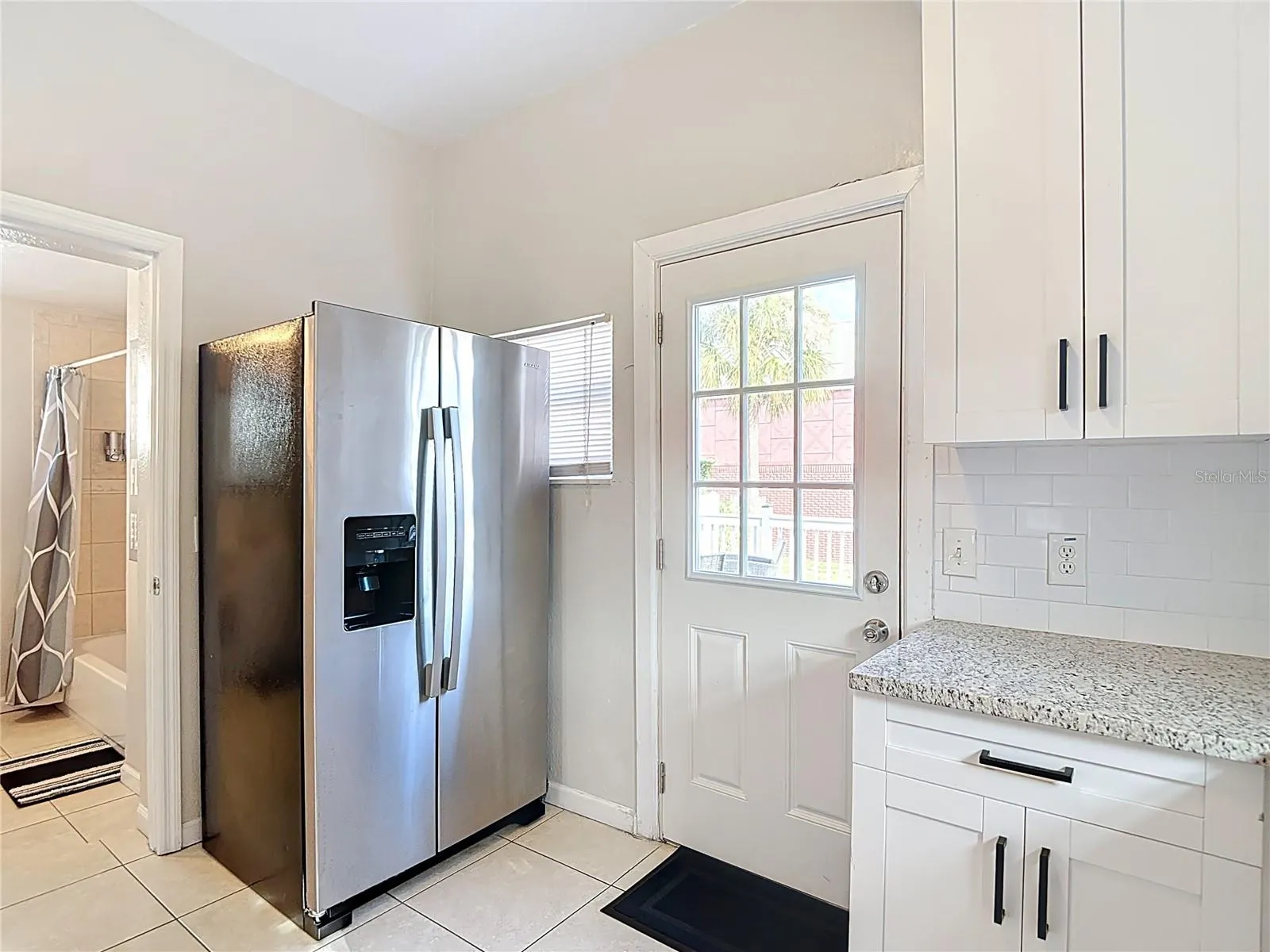 2329 W LA SALLE ST